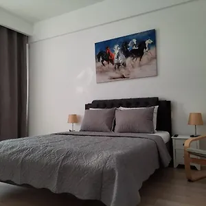 https://luxury-city-center-apartment-garofita-romana.bucharesthotelsnow.com
