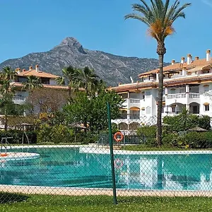 https://apartamento-deluxe-puerto-banus.es-andalucia.com